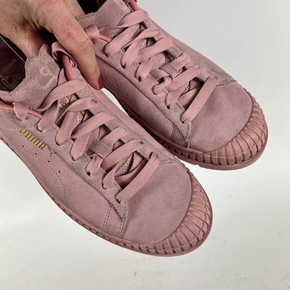 PUMA x Hello Kitty Utility Sneakers Womens 10 Pink Logo Athletic Shoes 372974-01 - Picture 9 of 12